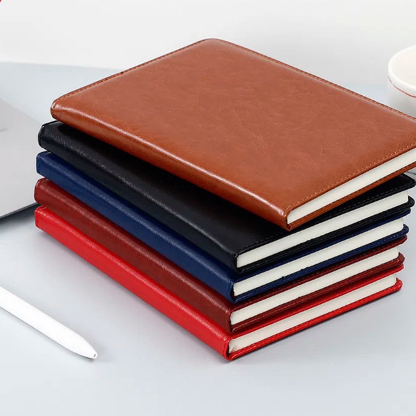 Realistyczny notes w kształcie – Leather Work Diary Covers recenzja i cena